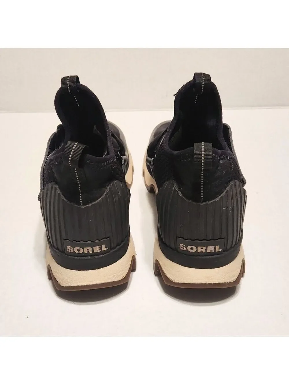Sorel Kinetic Black Slip On Sneakers Size 7